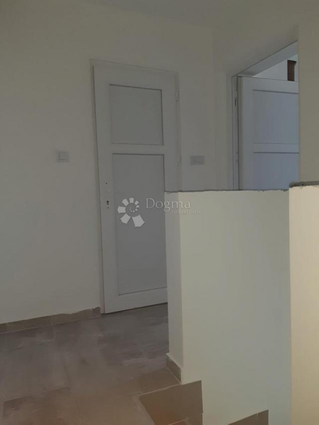Useljiva kuća u Vukovaru koja donosi siguran prihod!