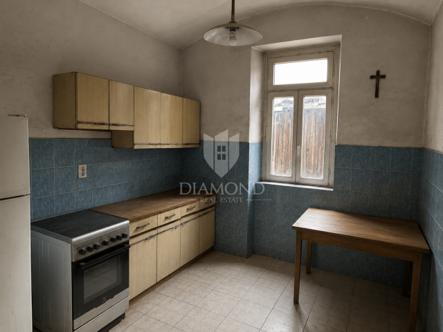 STAN ZA RENOVACIJU U CENTRU ZAGREBA