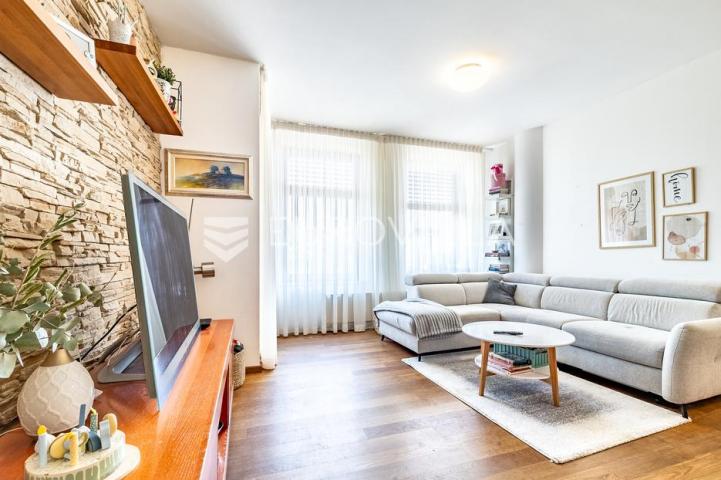 Zagreb, Maksimir, prekrasan trosoban stan, garažno parking mjesto, spremište, 77 m²