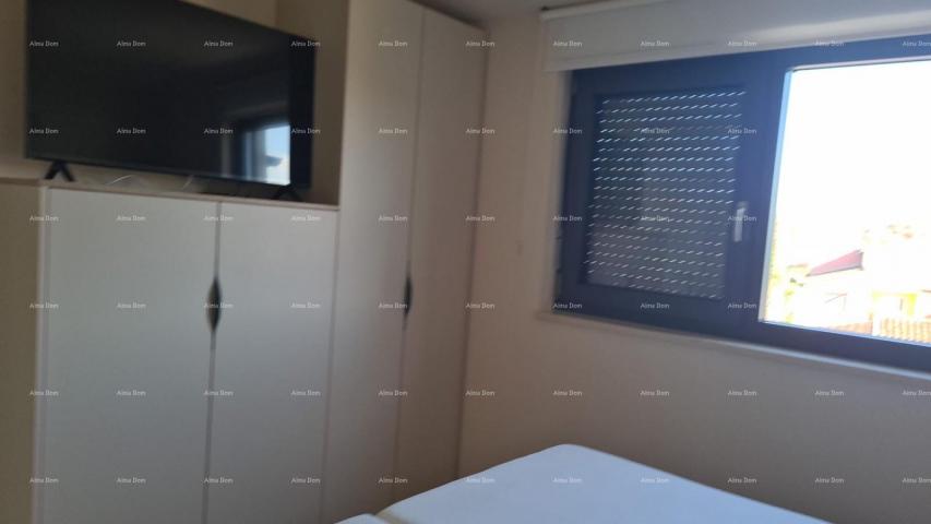 Stan Moderan apartman u bloku E s parkirnim mjestom i spremištem, u blizini Umaga!