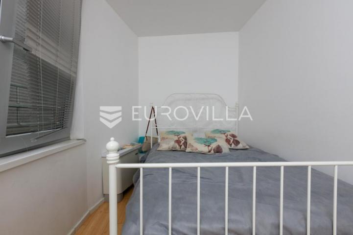 Rijeka, Centar, odličan trosoban stan 60 m² s garažnim parkirnim mjestom