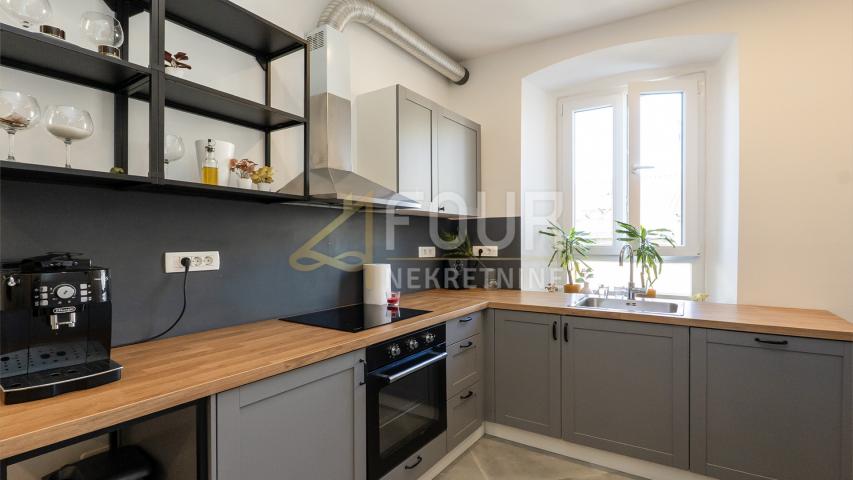 Flat Centar, Rijeka, 107,23m2