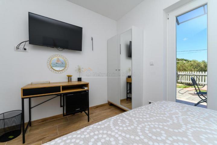 Miholašćica, Otok Cres - Dvije kuće, 500 m2