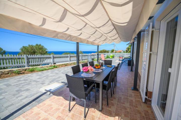 Miholašćica, Otok Cres - Dvije kuće, 500 m2