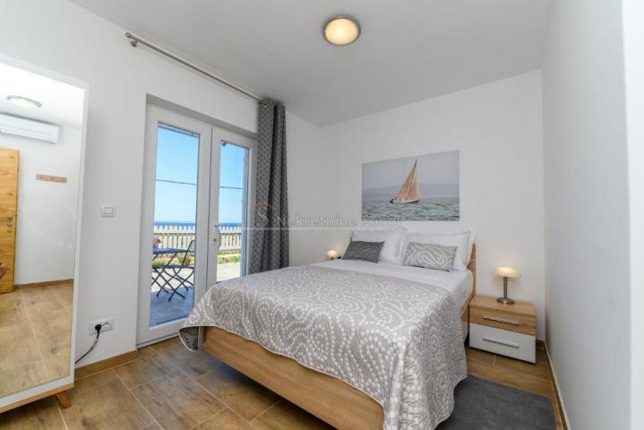 Miholašćica, Otok Cres - Dvije kuće, 500 m2