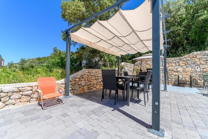 Miholašćica, Otok Cres - Dvije kuće, 500 m2