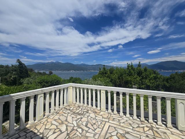 Prodaja, Kuća, 133m2 , Tivat