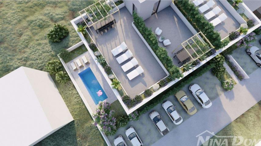 PRIVLAKA DALMACIJA- GRAĐEVINSKO ZEMLJIŠTE S PRAVOMOĆNOM DOZVOLOM ZA APARTMANSKI KOMPLEKS - DRUGI RED