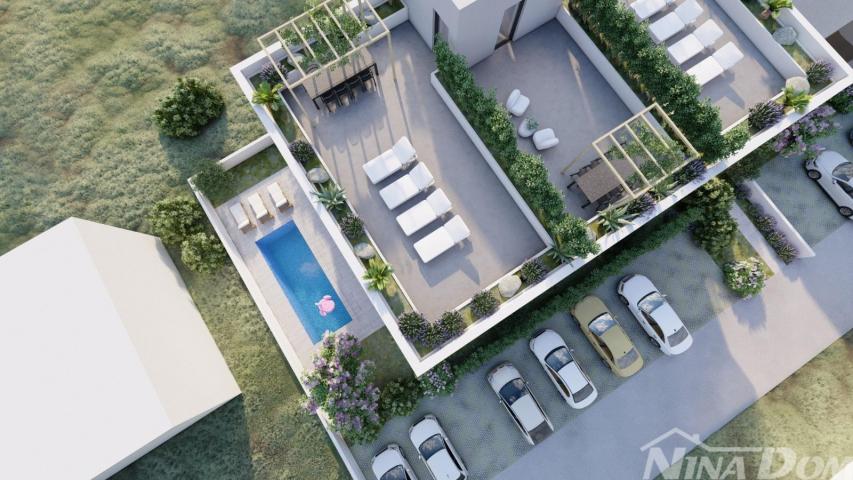 PRIVLAKA DALMACIJA- GRAĐEVINSKO ZEMLJIŠTE S PRAVOMOĆNOM DOZVOLOM ZA APARTMANSKI KOMPLEKS - DRUGI RED