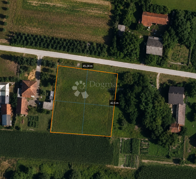Građevinska parcela Okešinec 1.922 m² – idealna za obitelj