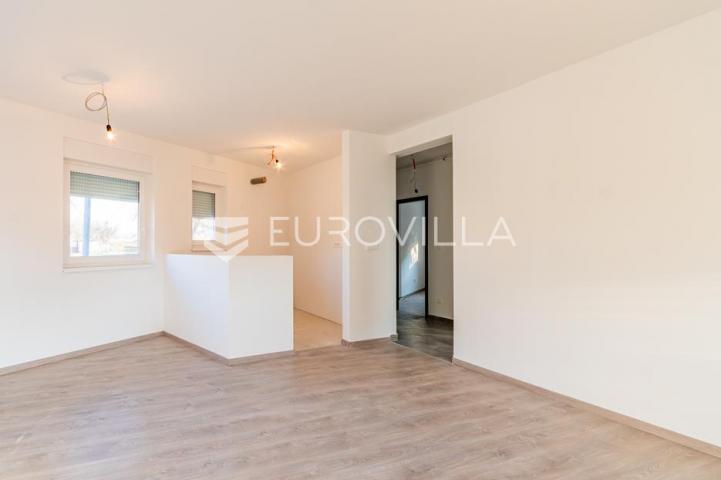 Varaždin, Centar, trosoban stan površine 74,45 m², NOVOGRADNJA