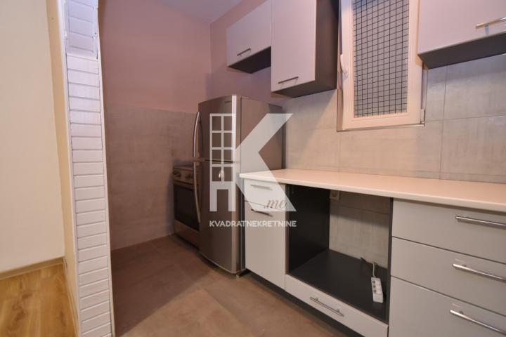 Izdavanje, Jednosoban stan, Podgorica, Konik, 70m2