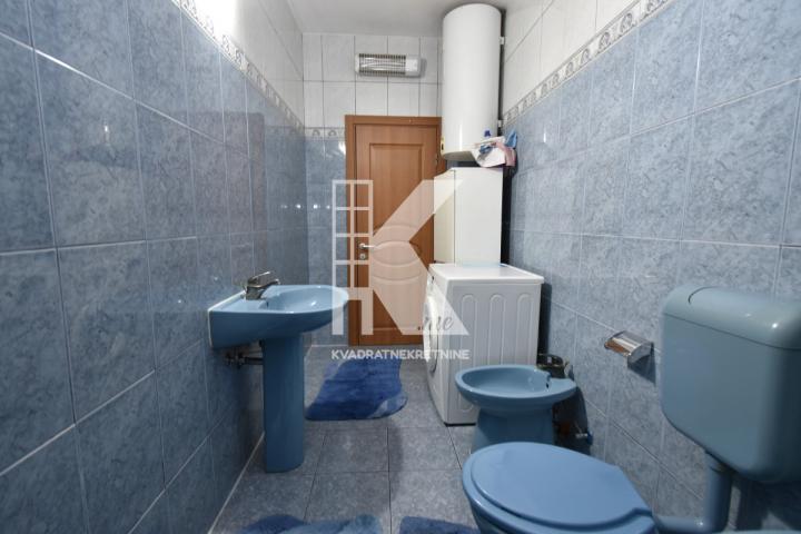 Izdavanje, Jednosoban stan, Podgorica, Konik, 70m2