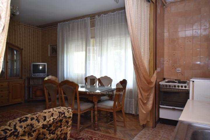 Prodaja, Kuća, Podgorica, Dahna, 240m2