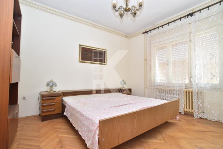 Prodaja, Kuća, Podgorica, Dahna, 240m2