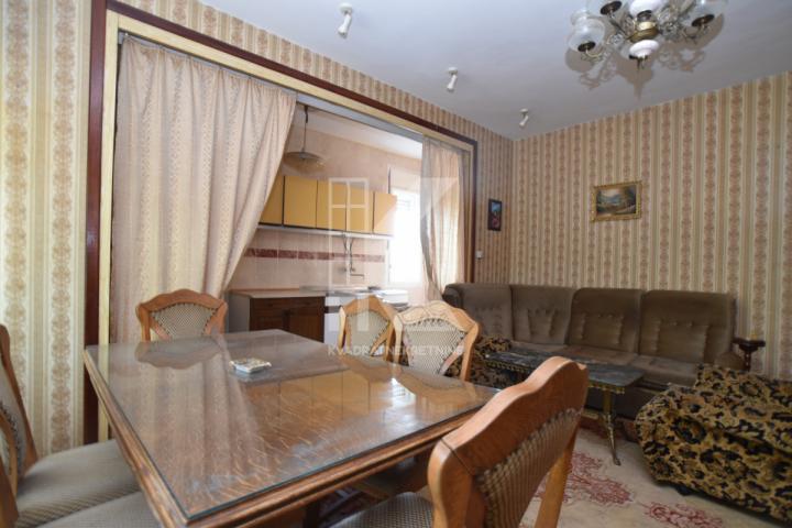 Prodaja, Kuća, Podgorica, Dahna, 240m2