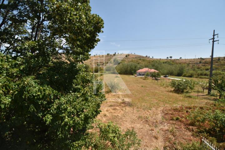 Prodaja, Kuća, Podgorica, Dahna, 240m2