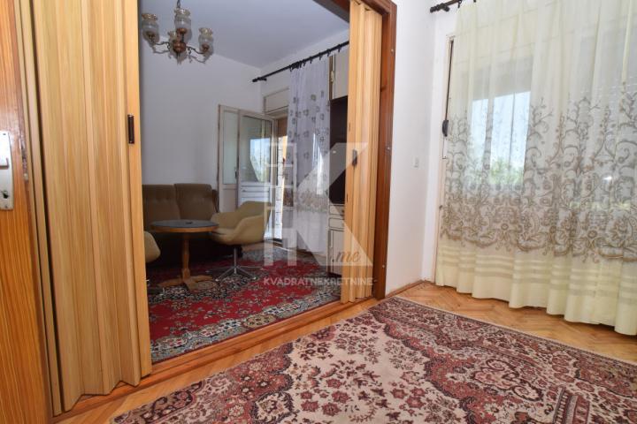 Prodaja, Kuća, Podgorica, Dahna, 240m2