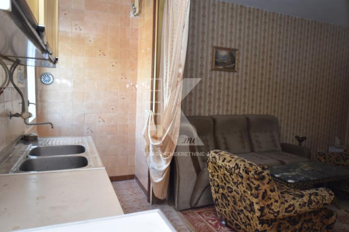 Prodaja, Kuća, Podgorica, Dahna, 240m2