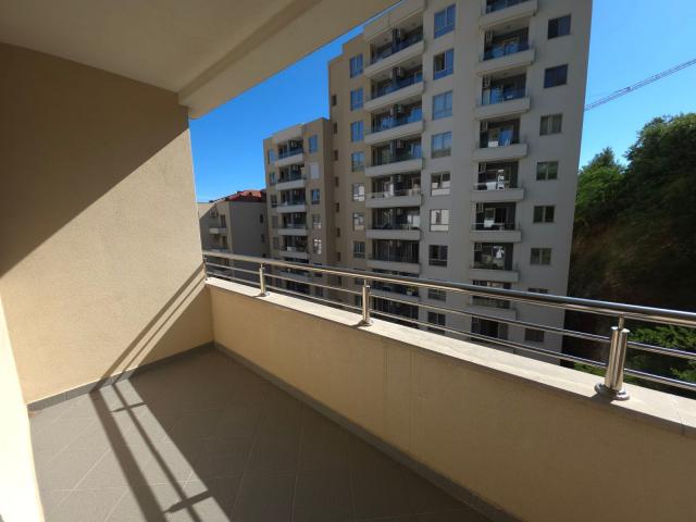 Prodaja novog, opremljenog dvosobnog stana 58m² – Bečići