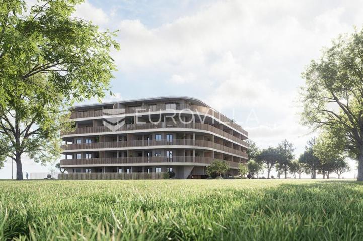 Istra, Umag, elegantan stan na trećem katu s predivnom terasom, S305