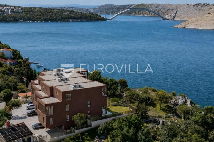 Kraljevica, Oštro, luksuzna novogradnja 50 metara od mora