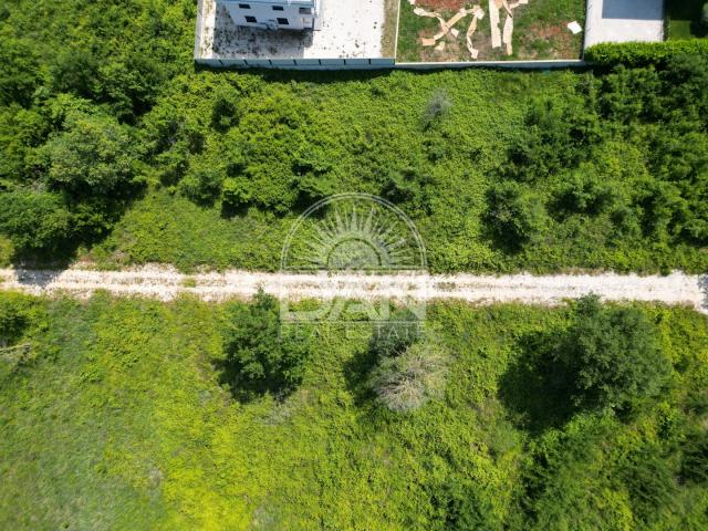 Poreč, građevinsko zemljište na odličnoj lokaciji