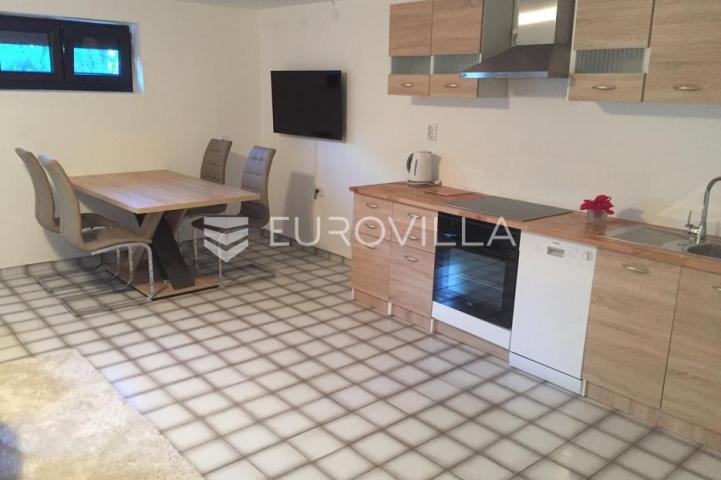 Zadar, Pag, kuća s apartmanima i pogledom na more