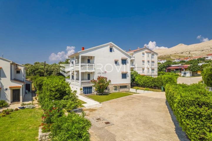 Zadar, Pag, kuća s apartmanima i pogledom na more