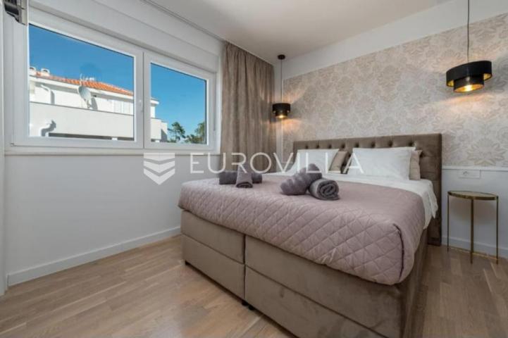 Zadar, Privlaka Luksuzna dizajnerska vila s bazenom neto korisne površine 134,83 m²