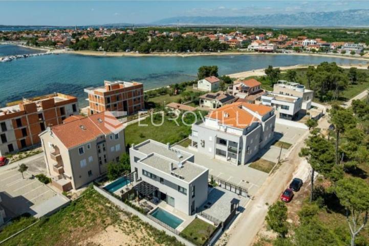 Zadar, Privlaka Luksuzna dizajnerska vila s bazenom neto korisne površine 134,83 m²