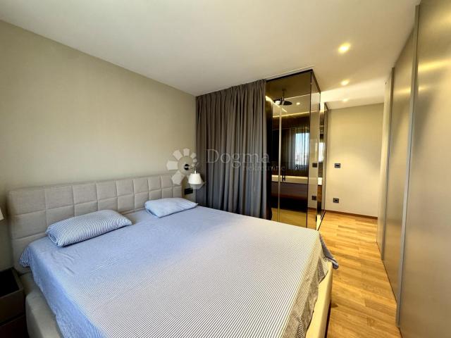 Istra - Luksuzan penthouse s panoramskim pogledom na more