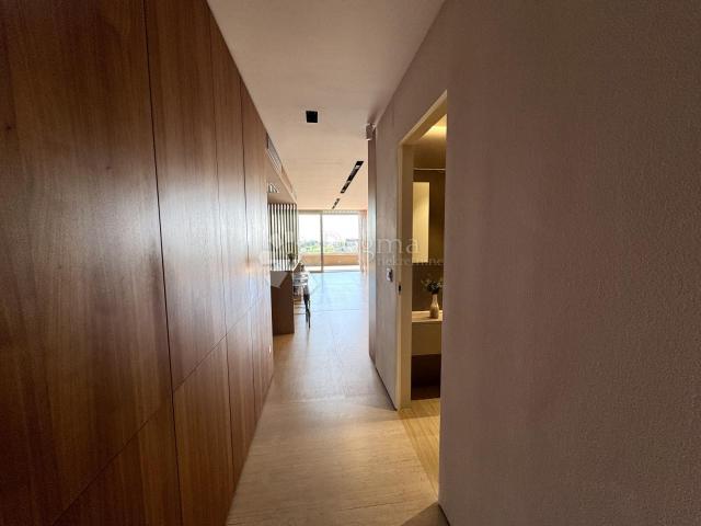 Istra - Luksuzan penthouse s panoramskim pogledom na more
