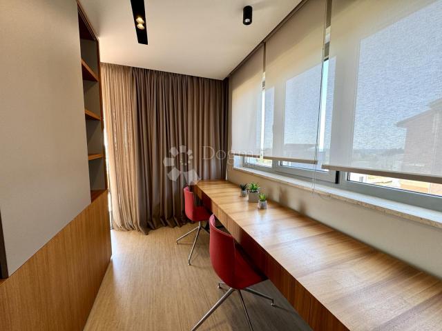 Istra - Luksuzan penthouse s panoramskim pogledom na more