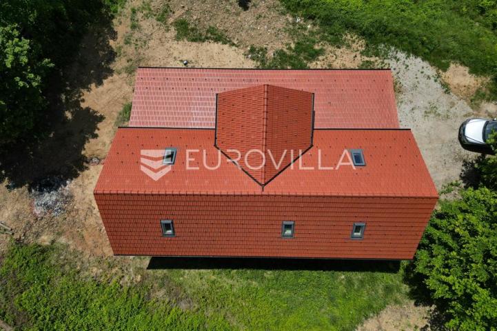 Samobor, Grdanjci, prostrana kuća 180 m² na zemljištu površine 2127 m²