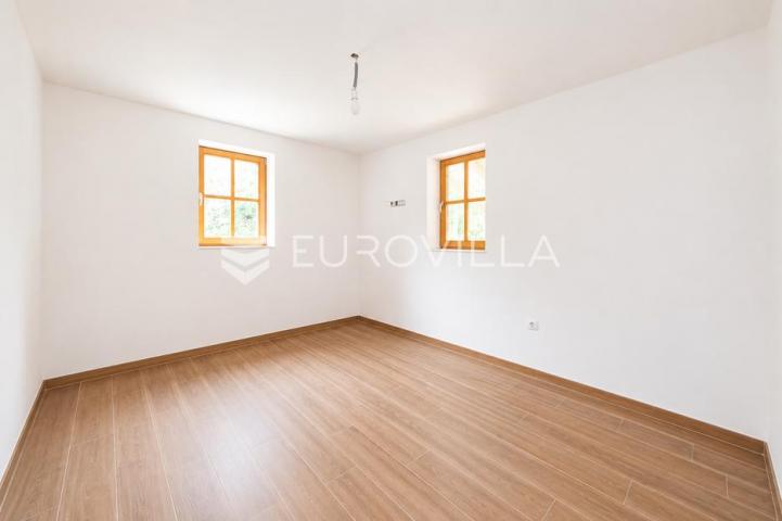 Samobor, Grdanjci, prostrana kuća 180 m² na zemljištu površine 2127 m²