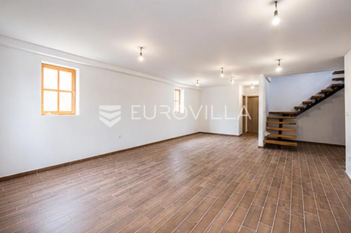 Samobor, Grdanjci, prostrana kuća 180 m² na zemljištu površine 2127 m²