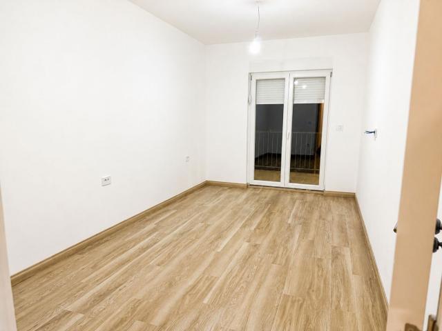 JEDNOSOBAN STAN 60M2 SA PANORAMSKIM POGLEDOM NA MORE I GRAD – LAZI, BUDVA