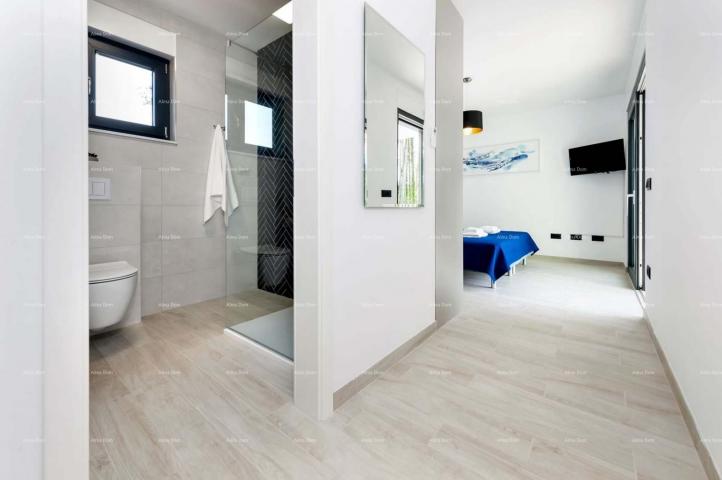 Kuća Niskoenergetska kuća, Rovinj, 139.00 m2