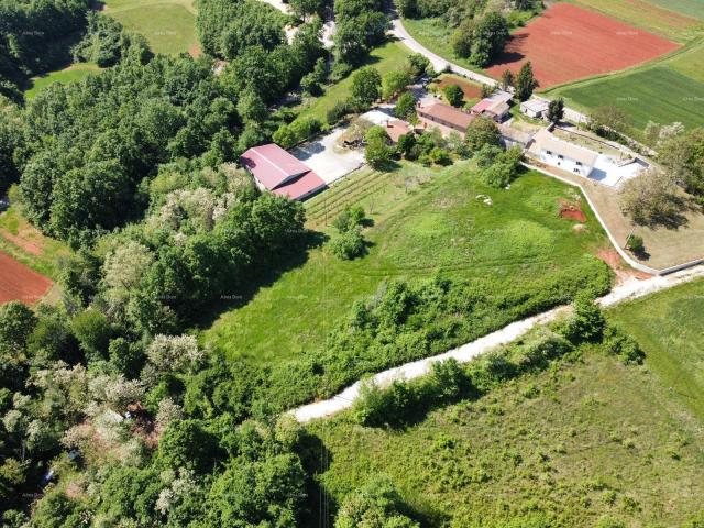 Bauland BARBAN - Bauland mit Projekt (Hälfte eines Duplex), 15 Minuten vom Meer entfernt