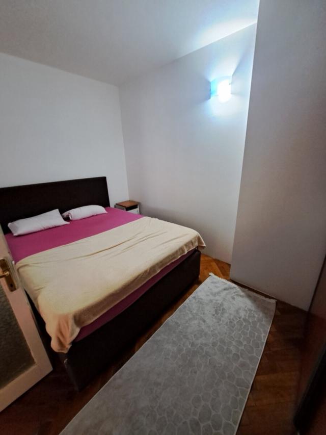 Poslovni prostor 82 m² na Izdavanje – Centar, Podgorica
