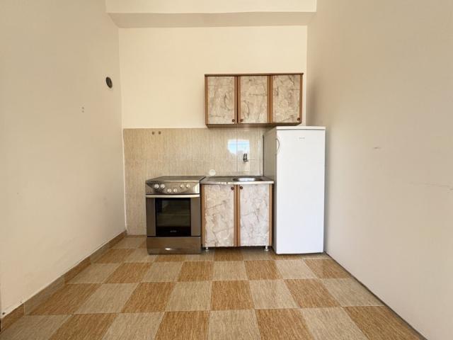 Jednosoban stan, 45m2, Drač, IZDAVANJE