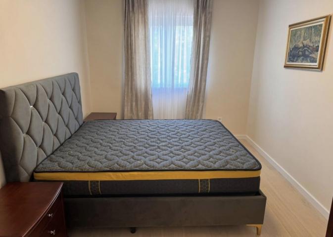 Izdaje se, 105m2, Trosoban stan kod Milenijuma