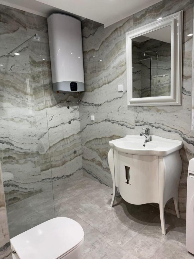 Izdaje se, 105m2, Trosoban stan kod Milenijuma