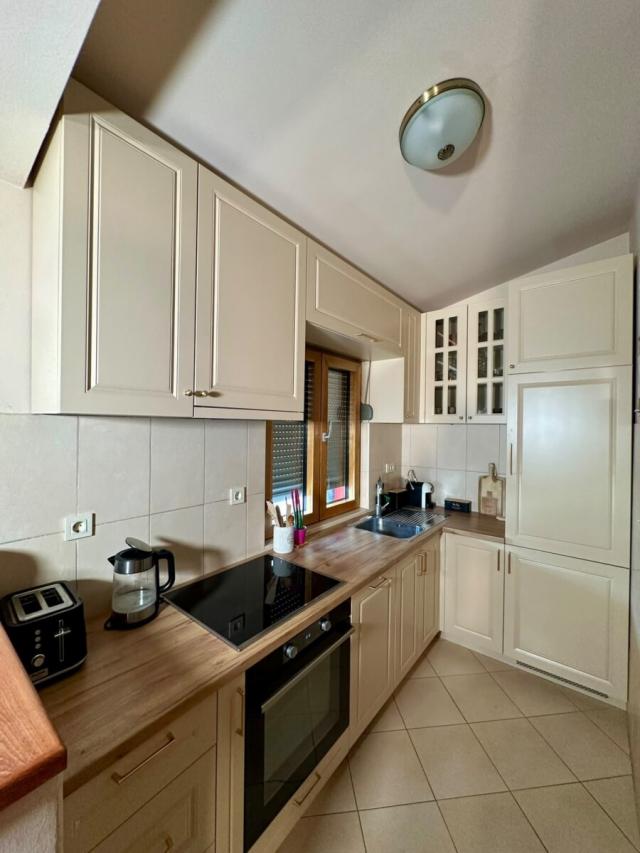 Garsonjera, 37m2, Preko Morače, IZDAVANJE