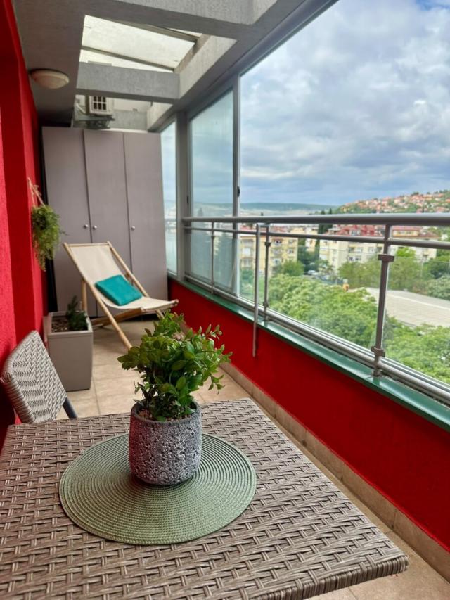 Garsonjera, 37m2, Preko Morače, IZDAVANJE