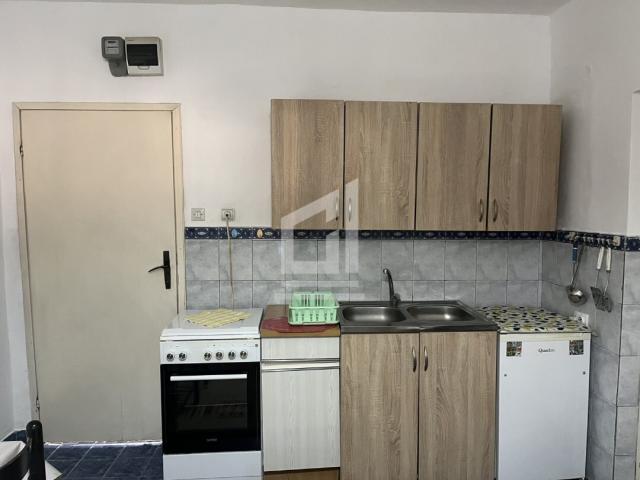 Jednoiposoban stan, 42m2, Konik, IZDAVANJE