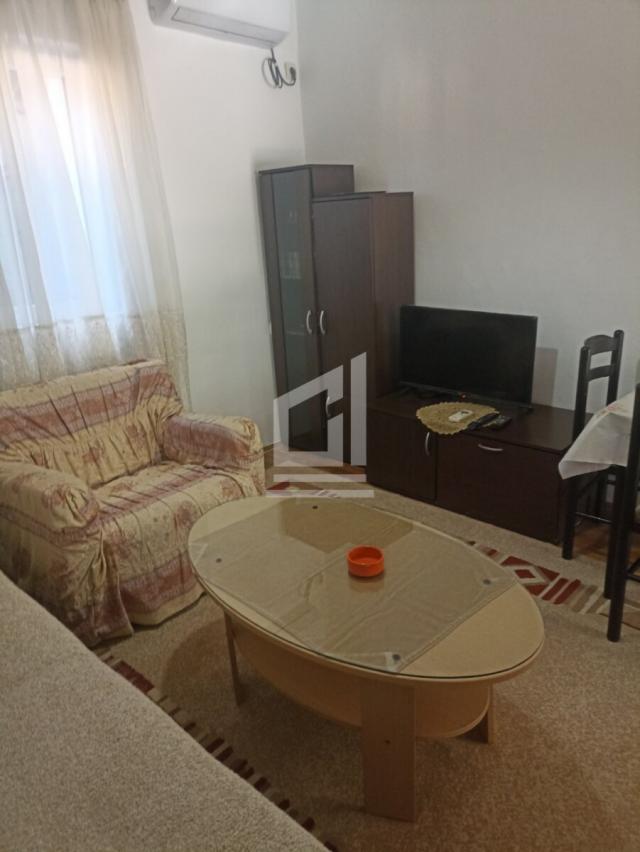 Jednoiposoban stan, 42m2, Konik, IZDAVANJE