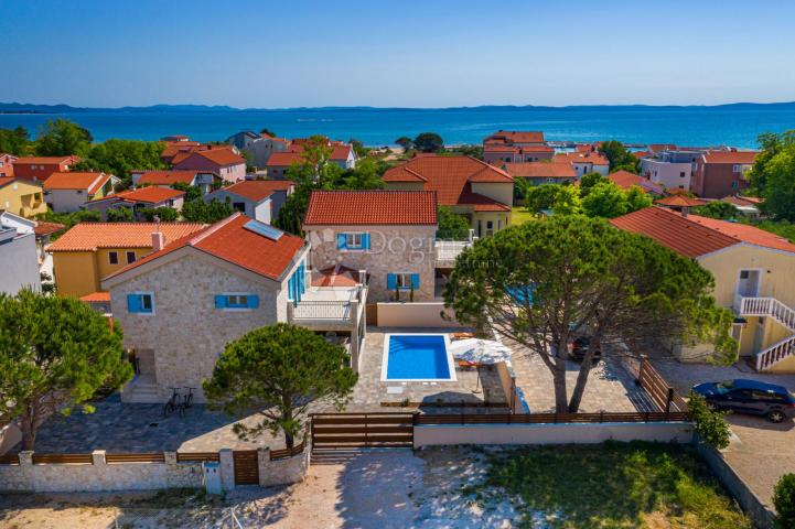 Vila s 5 zvjezdica i uhodanim turističkim poslovanjem u srcu Privlake