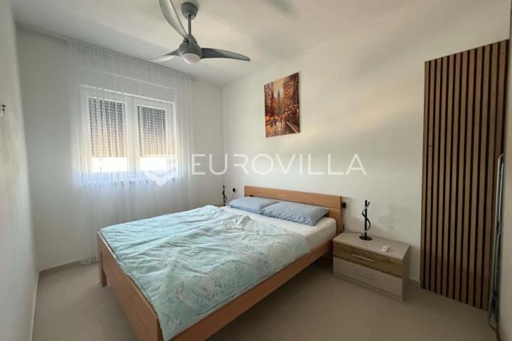 Istra, Peroj, predivan stan u novogradnji, pogled more